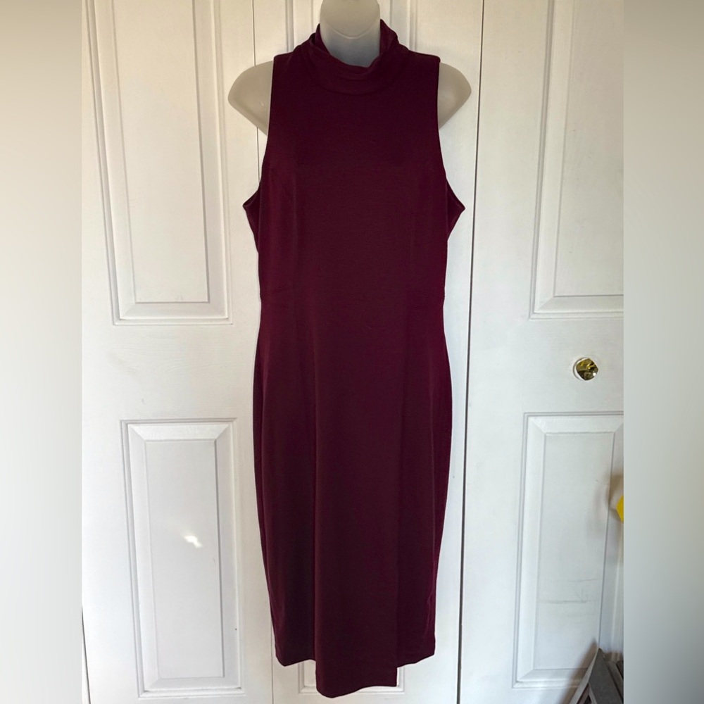 New York & Co  Size M Maroon Burgundy Sleeveless Stretchy Dress W60